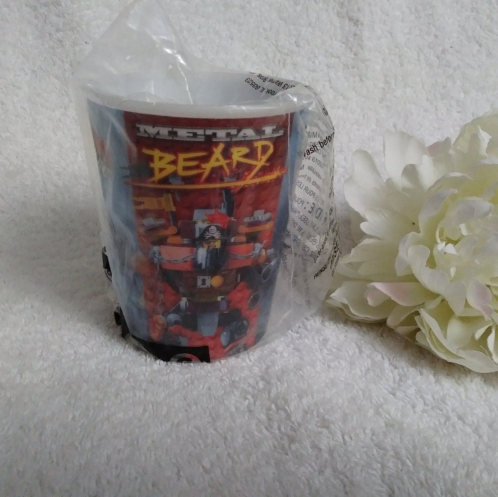 3/$10🌟 McDonald's The Lego Movie Metal Beard 3D Hologram Plastic Cup #6 Sealed